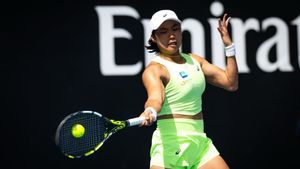 Janice Tjen Tumbangkan Leylah Fernandez untuk Masuk 16 Besar di Dubai