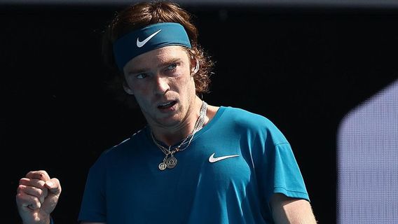 ロシアのテニス選手アンドレイ・ルブレフは、彼自身のアパートを持っていません