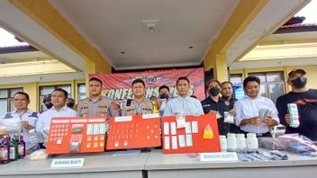 17 Dealers In Sukabumi Are Arrested For A Week, The Mode Of Tempeling A Drug Package In A Specific Place Then Take Consumers