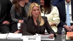 Sidang Kongres AS, Jaksa Agung Pam Bondi Pasang Badan Kasus Epstein Seret Nama Trump