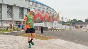 Blusukan ke Stadion Jatidiri, Ganjar Kesal Ketemu Bangunan Rusak: Yang Mengerjakan, Kasihlah Kualitas Bagus