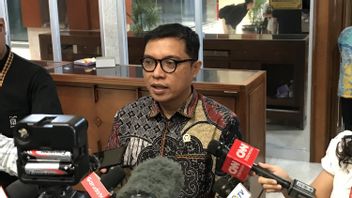 이전에 지원되었지만 현재 PPP는 East Java 주지사 선거에서 Khofifah를 지명하기로 결정하지 않았습니다.