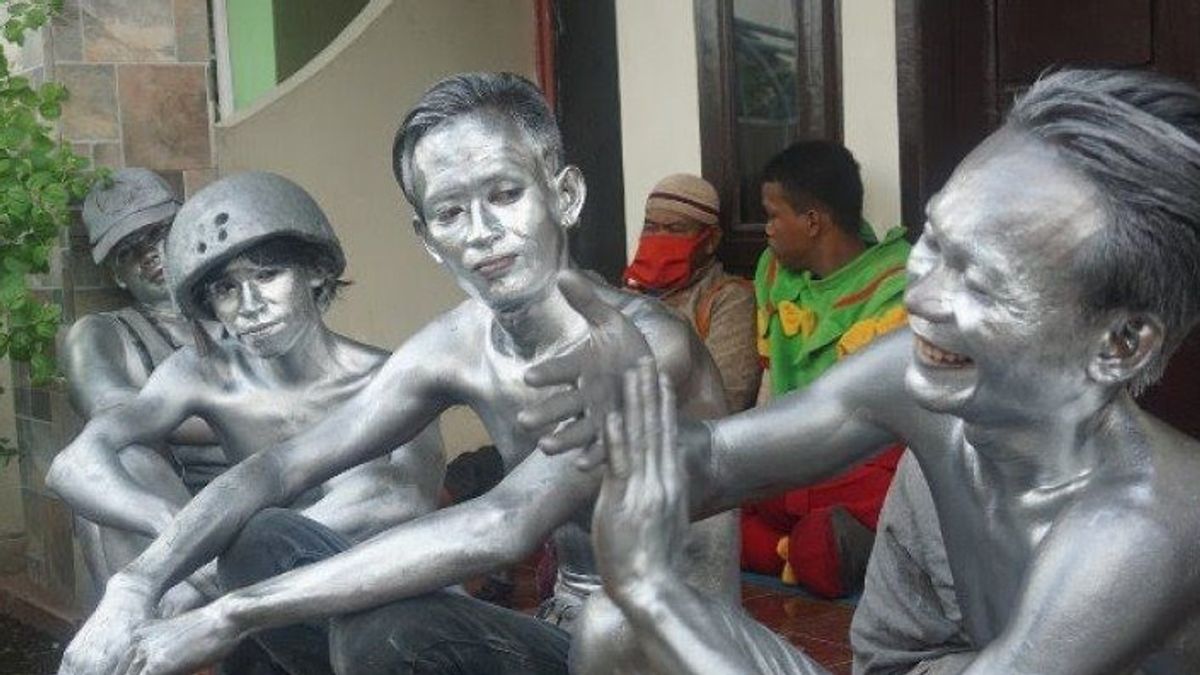 MUI Kota Medan Minta Bobby Nasution Beri Pelatihan Keterampilan untuk Manusia Silver