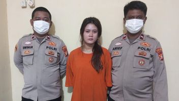 Household Assistant Becomes Karaoke LC After Stealing Rp73 Million From Employer In South Jakarta