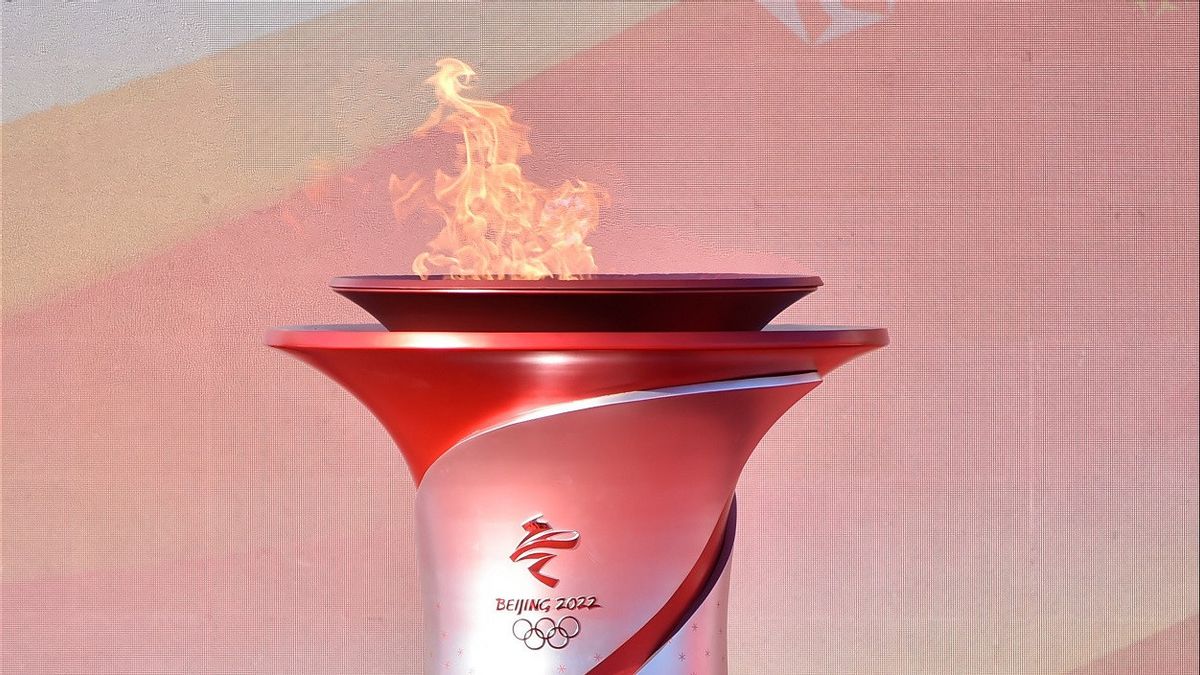 PLA連隊司令官は北京2022冬季オリンピックのために聖火を運ぶ、インドは外交ボイコットを宣言