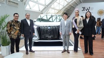 Denza Kian Matang In The Premium EV Segment, Strategic Collaboration Color 2025