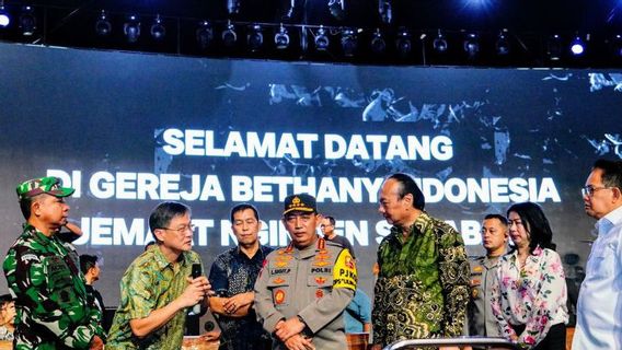 Tinjau Gereja Bethany Nginden Surabaya, Kapolri-Panglima TNI Pastikan Pengamanan Gereja