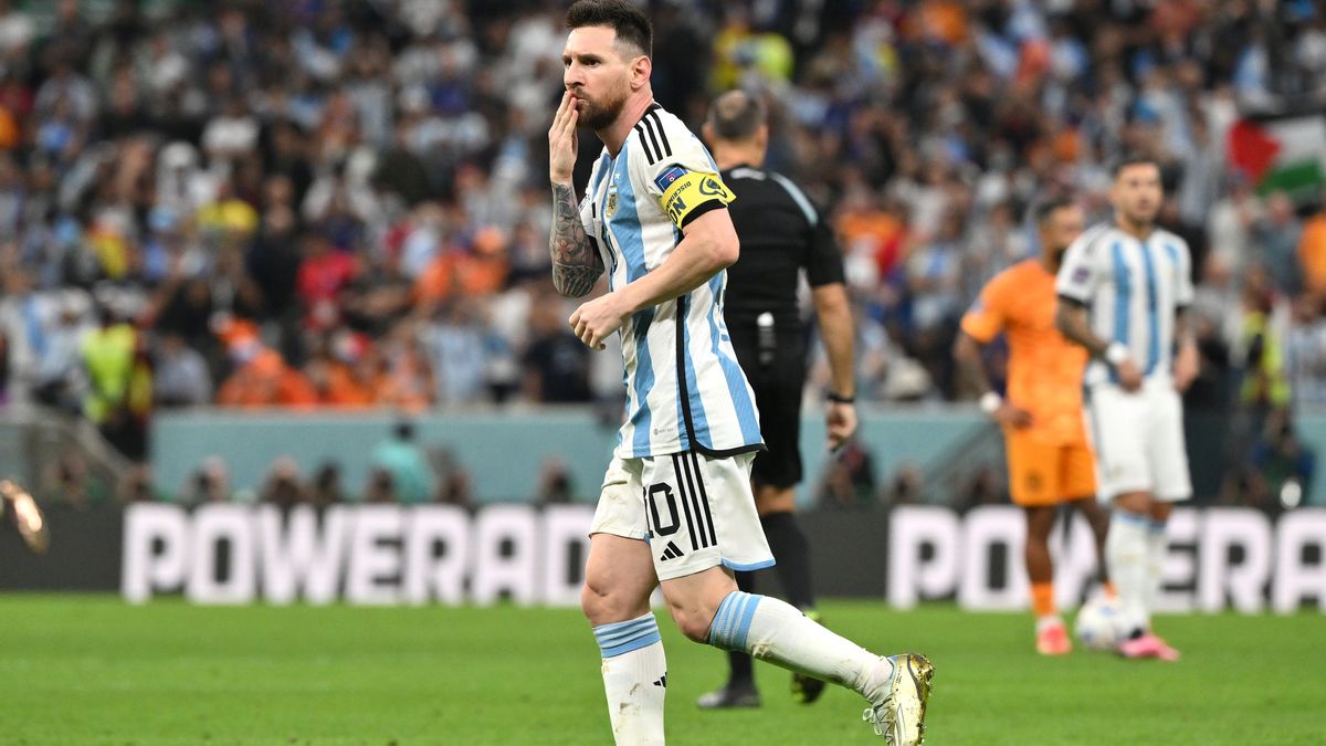 When Messi Marahi The Dutch Player "What Do You See, What Do You See?"principal Edul Said: Don't Worry Leo, There Are Lots Of People From FIFA