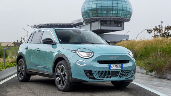 Fiat Hadirkan Fiat 600 Hybrid 2024, Pilihan untuk Pasar Mobil Listrik yang Masih Berkembang