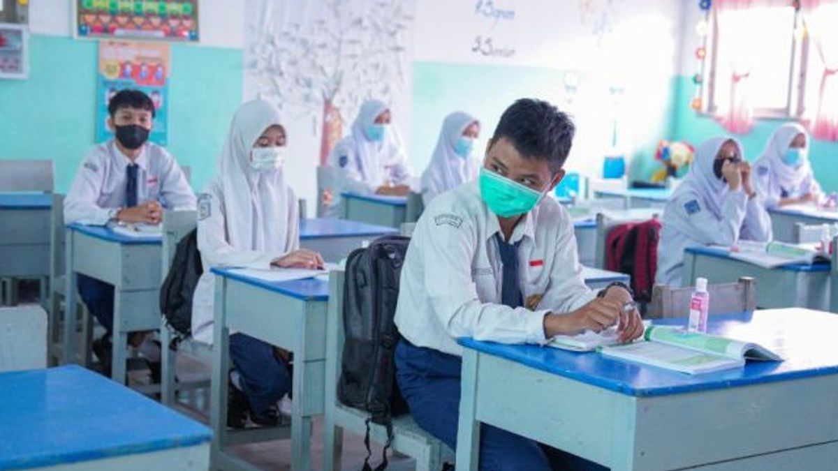 Tomorrow, Students in Pontianak Can Do Face-to-face Learning