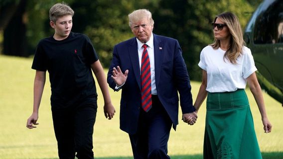 Testé Positif Hier, Trump A Appelé Son Fils Barron Maintenant Négatif