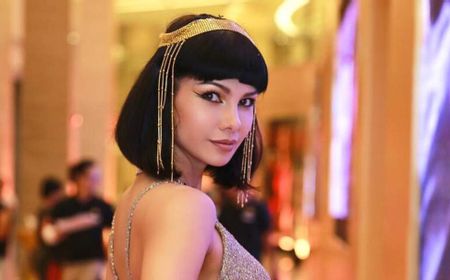 Awet Seksi, Super Model Myanmar Ini Ikut Unjuk Rasa Antikudeta Militer, Tahu Usianya?