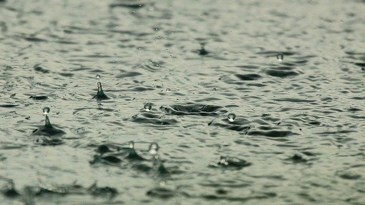 今日の天気予報: アチェからランプンへの潜在的な大雨