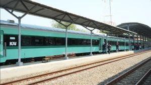 Prabowo soal Kereta Petani dan Pedagang: Ongkos Disubsidi Pemerintah 60 Persen, Barang Bawaan Gratis