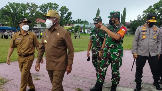 West Papua Governor Surprised That 70 Percent Of Provincial Government Employees Haven't Been Vaccinated: State Civil Apparatus Should Be A Role Model