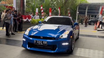 KPK Pamerkan Barang Bukti OTT Wamenaker: Nissan GT-R hingga Motor Ducati 