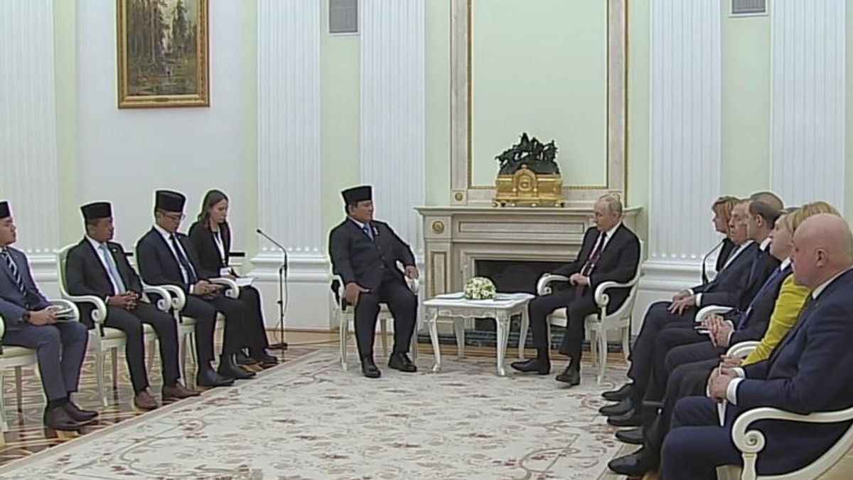    Prabowo dan Putin Sepakat Tingkatkan Kerja Sama Ekonomi dan Energi