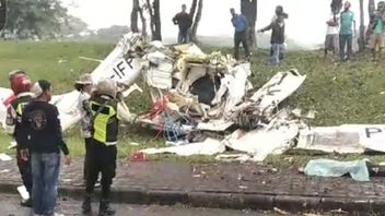 سقطت طائرة في حقل صنبورست سيربونغ ، انزلق 1 شخص
