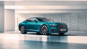 Bentley Continental GT Azure Paving At Malaysian Market, Offers This Special Feature