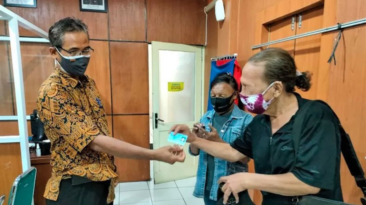 Berita DIY Hari Ini: Yogyakarta Terbitkan Dua KTP Untuk Warga Transgender