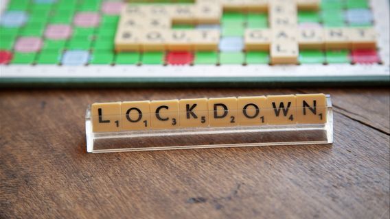 <i>Lockdown</i> Bukan Jadi Pilihan DKI Saat Ledakan COVID-19 dan APBD Menipis