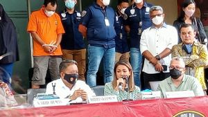 Luapan Emosi Nirina Zubir Tunjuk ART yang Palsukan Tanda Tangan dalam kasus Mafia Tanah