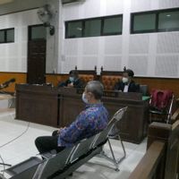 龙目朝圣宿舍前负责人被判贪污罪，被判支付4.84亿卢比赔偿金