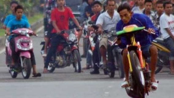 25 Motorcycles Involved In Illegal Racing During Ramadan 2022, Transported By The Agam Police Of West Sumatra