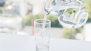 2 Liter Berapa Gelas? Cek Konversi Beserta Manfaatnya untuk Kesehatan 