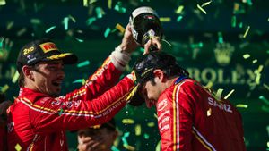 Ferrari Perkasa di GP Australia, 2 Pembalapnya Sainz dan Leclerc Naik Podium