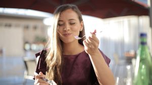 Dapat Mengganggu Kesehatan, Ini Kebiasaan Buruk Setelah Makan yang Harus Dihindari