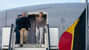 Hadiri Acara Hari Kemerdekaan Ukraina, PM Kanada Tiba di Kyiv