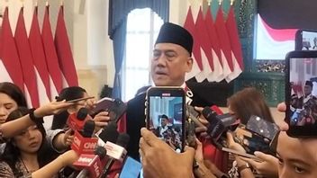 ليلييك بريسباوانو تعهد بحراسة الدستور بعد استبدال أنور عثمان كقاض جديد في المحكمة العليا