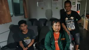Basarnas Evakuasi 3 ABK Kapal MV Mehad 2 di Perairan Sungailiat Bangka