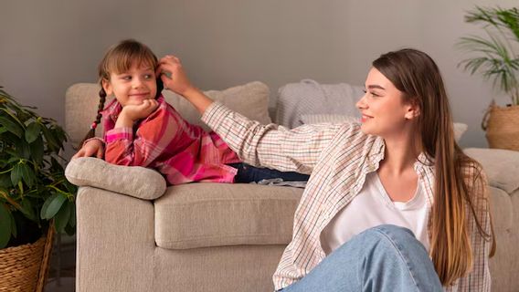 Les parents encouragent les enfants à éviter les retards de parler