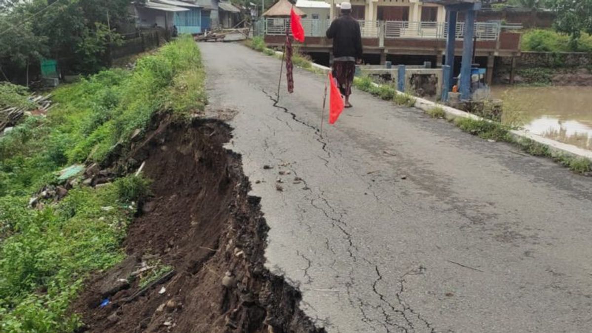 BPBD: Public Facilities In Central Lombok Damaged Due To Extreme Weather