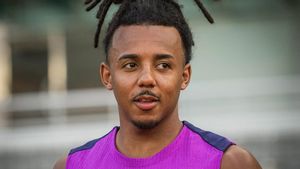 Jules Kounde Sepakati Perpanjang Masa Bakti di Barcelona hingga 2030