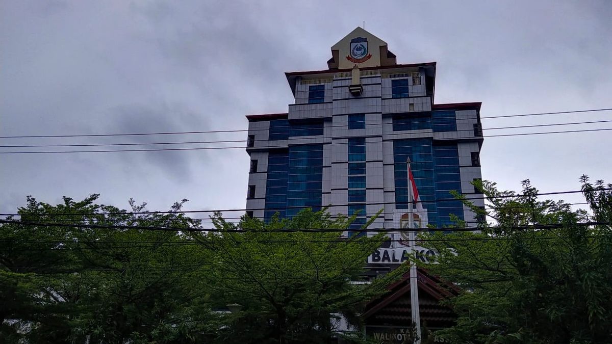 Pj Walkot Makassar Removed The Head Of Tourism Office