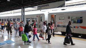 KAI Catat Penjualan Tiket Kereta Nataru Capai 566.806 Tiket