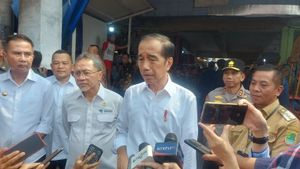 Jokowi는 가뭄을 대비하기 위해 정부가 펌프 우물을 건설하도록 보장합니다.