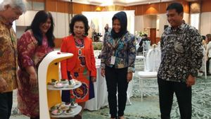 Hotel Sahid Jaya Mulai Gunakan Teknologi Robot Penyaji Makanan