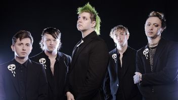 The Funeral Portrait Bangkitkan Emo Rock dengan <i>Holy Water</i>