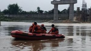 Korban Penumpang Perahu Terbalik di Bengawan Solo Bojonegoro Total Ada Tujuh Orang