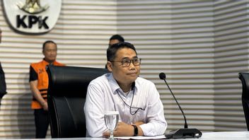 KPK 准备在北苏门答腊路项目腐败审判中提出鲍比·纳苏蒂夫的法官命令中采取行动