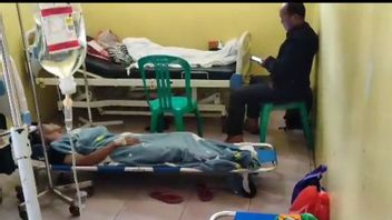 Dozens Of Tasikmalaya Residents Were Poisoned By Food When The Mass Khitanan Was Handled At The Karangnunggal Health Center