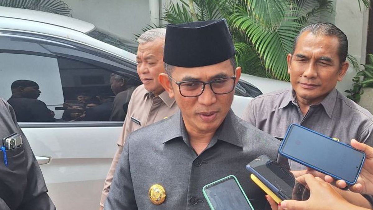 Balikpapan Mayor Rahmad Mas'ud: Residents Can Report To The Head Of RT If The Road Has Not Been Paved
