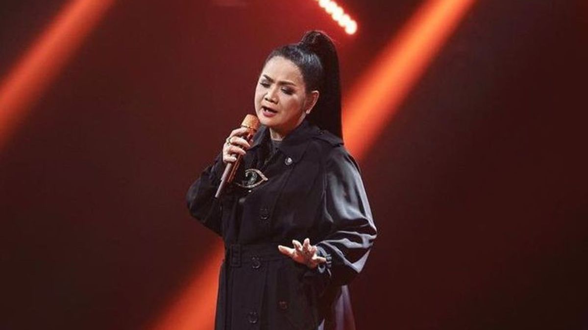 Jelang Konser 40 Tahun Berkarya, Vina Panduwinata Rilis Single Selalu Cinta