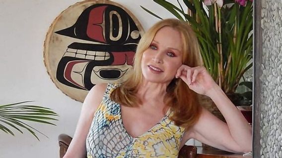  24 Jam Setelah Dinyatakan Masih Hidup, Tanya Roberts Meninggal Dunia