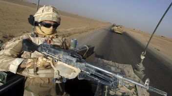 الجيش البريطاني يستعرض مزاعم القتل من قبل القوات الخاصة SAS في أفغانستان ، بوريس جونسون يقول إنه لا أحد خارج القانون