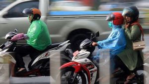 BMKG: Waspada Hujan Lebat di Kalimantan, Hujan Ringan di Pulau Jawa dan Sulawesi